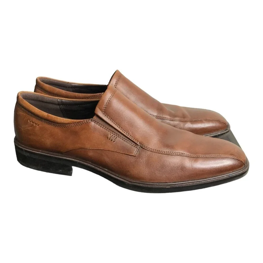 Ecco brand provides features